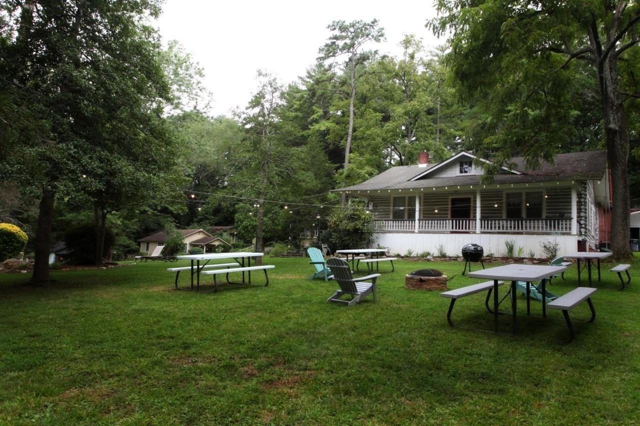The Pines Cottages Woodfin ภายนอก รูปภาพ