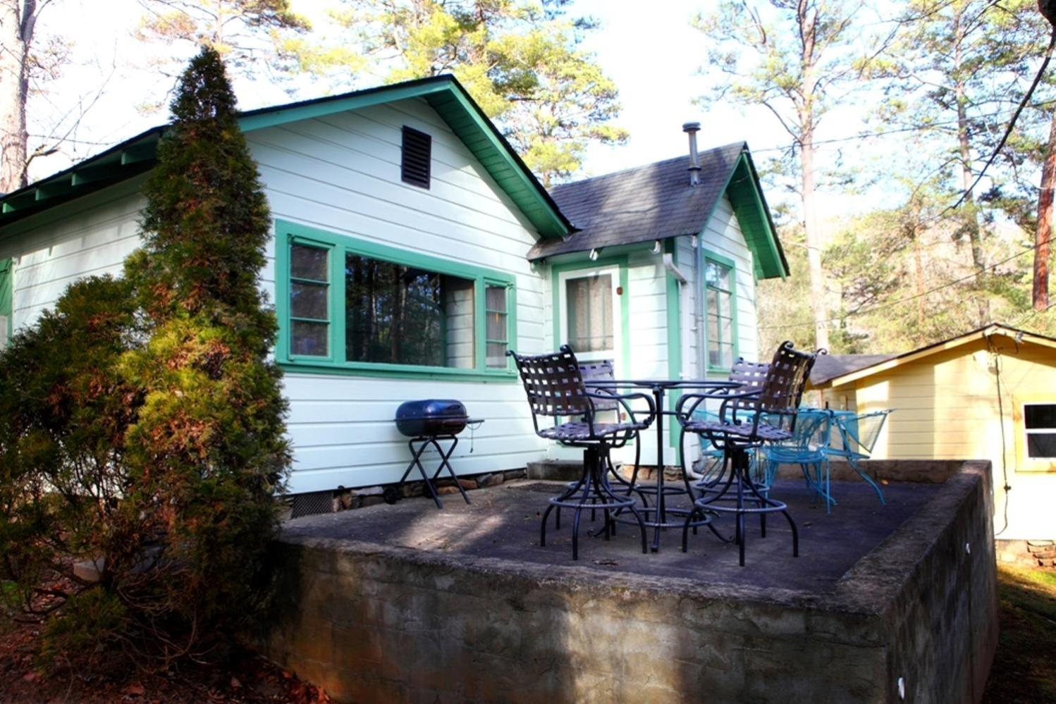 The Pines Cottages Woodfin ภายนอก รูปภาพ