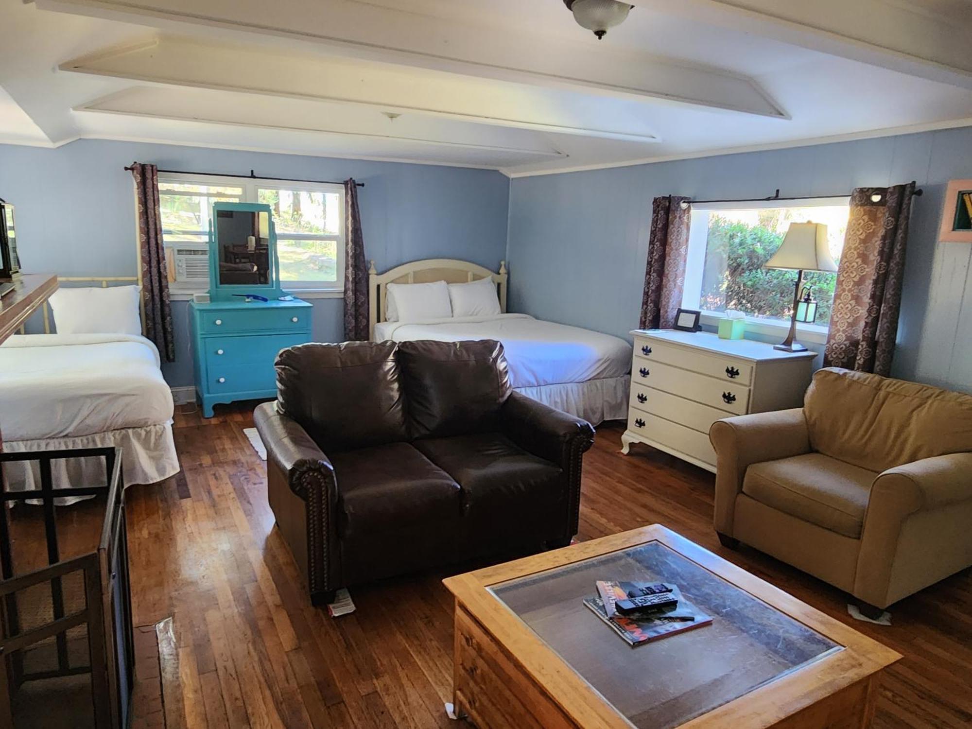 The Pines Cottages Woodfin ภายนอก รูปภาพ